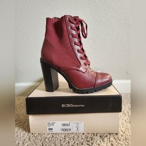 BCBG Rhubard Pilas Booties size 8M